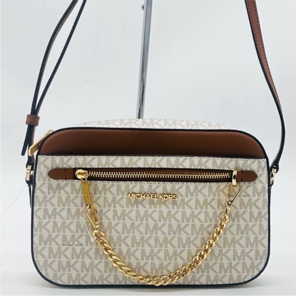 MICHAEL KORS LARGE EW ZIP CHAIN
CROSSBODY BAG VANILLA - Picture 2 of 10